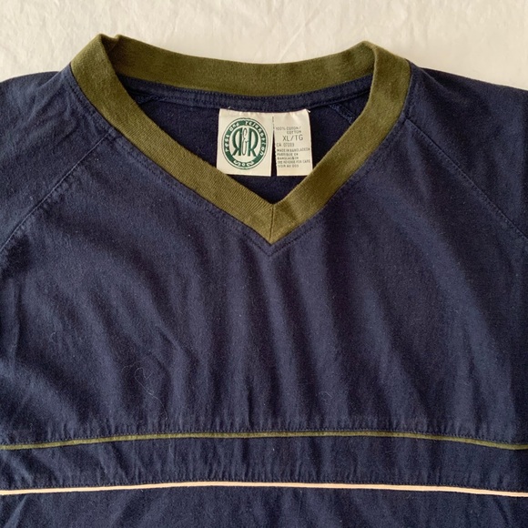 90’s Vintage V-Neck Tee - Picture 3 of 4